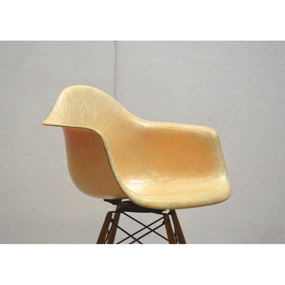 Image 1 of Edge" vintage fauteuil 1e editie Paw door Charles Eames voor Zenith Plastics