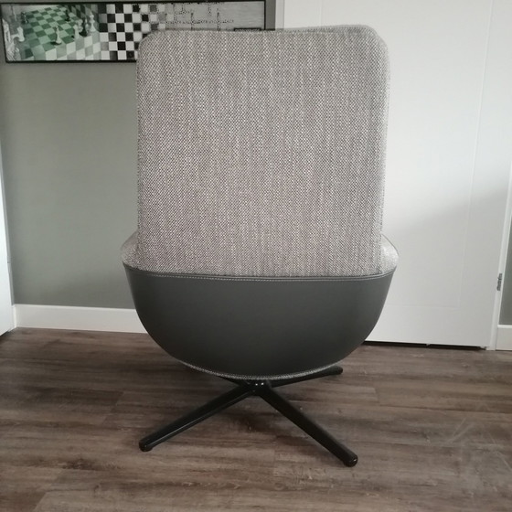 Image 1 of Vitra Grand Relax Fauteuil