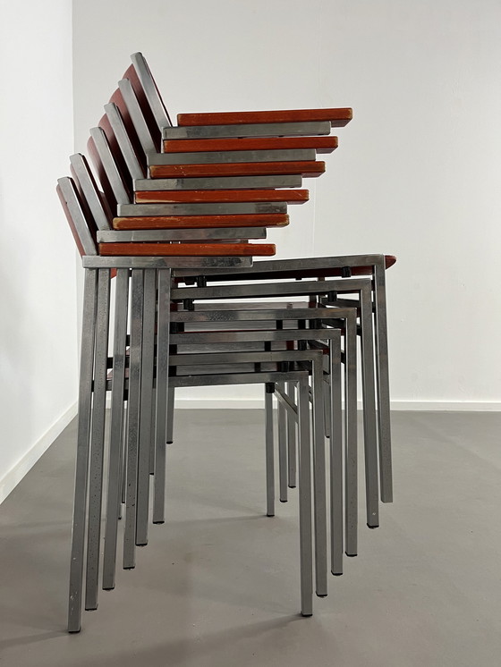 Image 1 of 6 vintage Gijs van der Sluis stoelen met armleuningen 