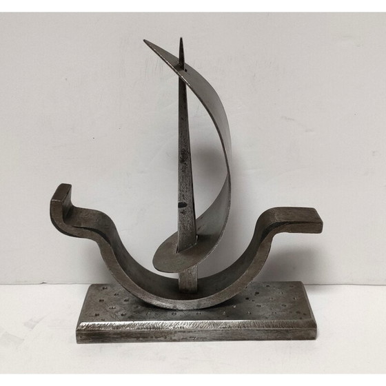 Image 1 of Brutalistische vintage stalen presse-papier voor boten