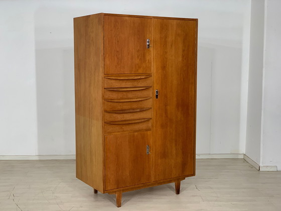 Image 1 of Mid Century hellerau garderobekast kast vintage