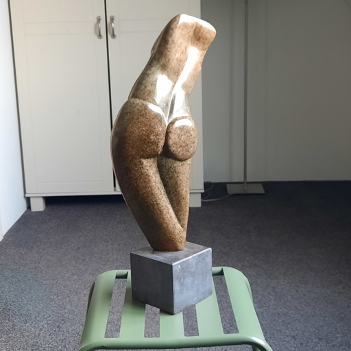 Serpentijnen Beeld Torso Van Hanneke Pereboom