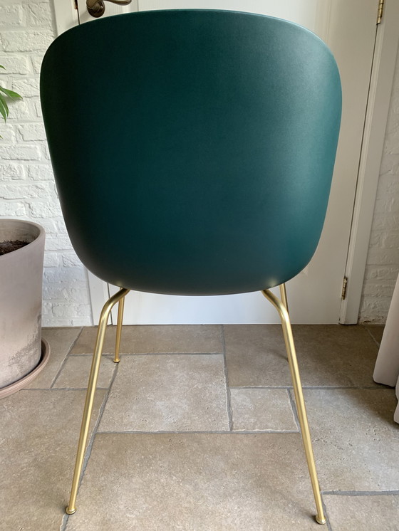 Image 1 of 5x Gubi Beetle chairs