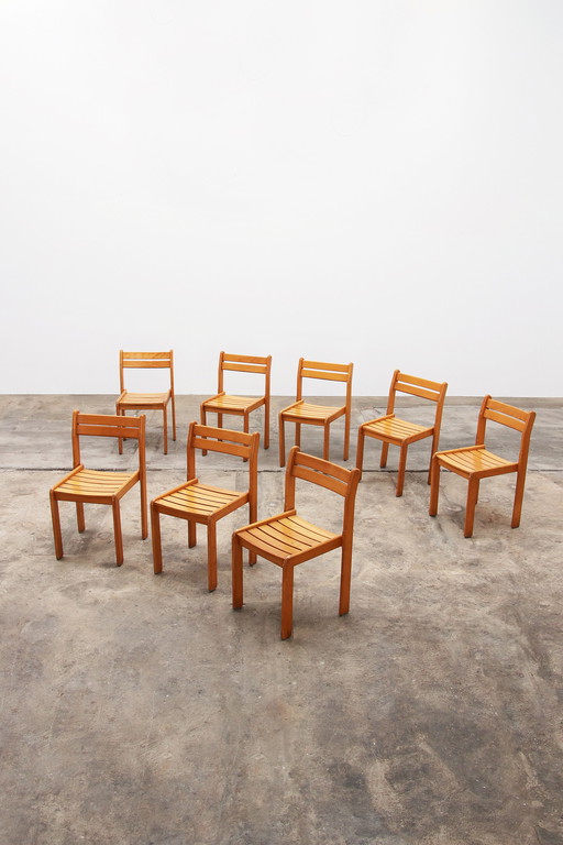 Partij vintage Franse stapelstoelen gemaakt van beukenhout,1960