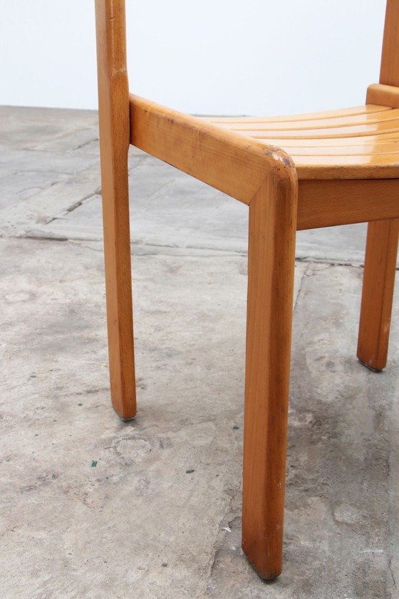 Image 1 of Partij vintage Franse stapelstoelen gemaakt van beukenhout,1960