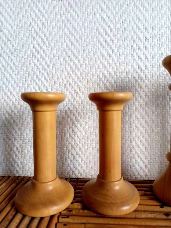 Image 1 of 4X Scandinavische Kandelaars Walnoot Spoel
