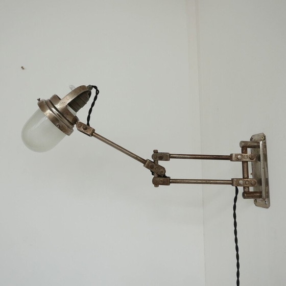 Image 1 of Industriële wandlamp Frankrijk 1930