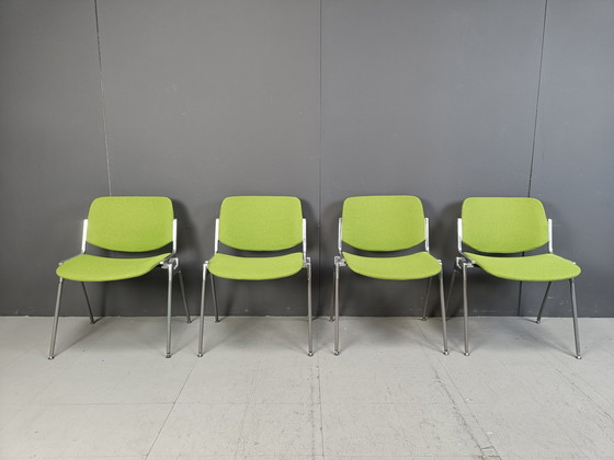Image 1 of Vintage Dsc 106 bijzetstoelen door Giancarlo Piretti voor Castelli, set van 4