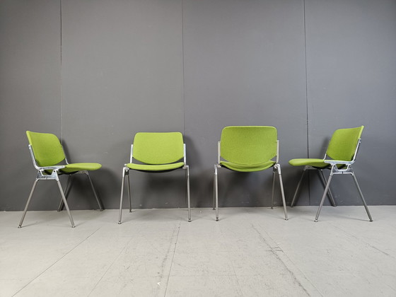 Image 1 of Vintage Dsc 106 bijzetstoelen door Giancarlo Piretti voor Castelli, set van 4