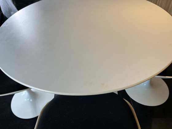 Image 1 of Knoll international Tulip tafel Eero Saarinen