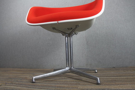 Image 1 of 1X Eames La Fonda 