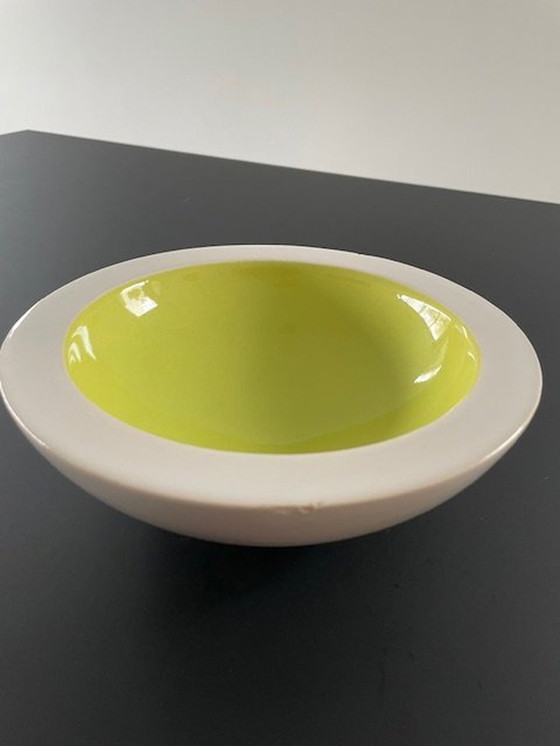 Image 1 of Schaal Lime/Wit Rond Design By Veip Benelux