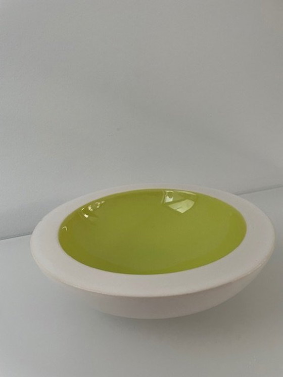 Image 1 of Schaal Lime/Wit Rond Design By Veip Benelux