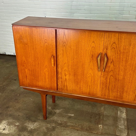 Image 1 of Deens Vintage Teakhouten Dressoir / High Board  Met Ingebouwde Bar