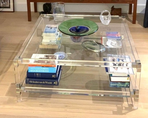 Perspex Salontafel Met Bijpassende Bijzettafel.