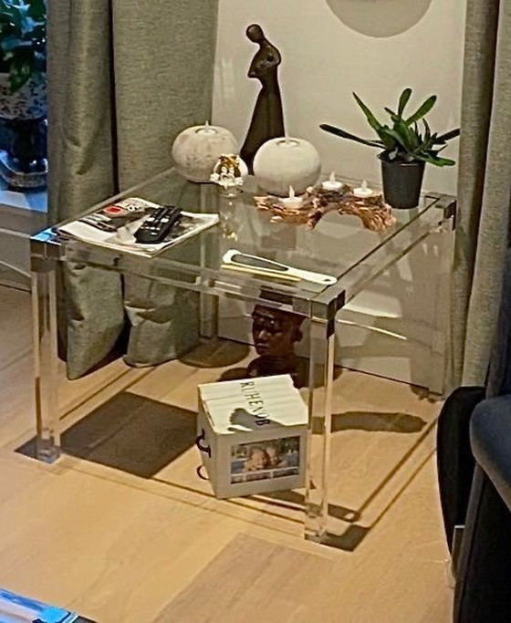Image 1 of Perspex Salontafel Met Bijpassende Bijzettafel.