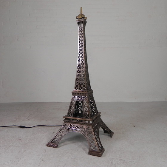 Image 1 of Grote, 110 Cm Hoge Bronzen Eiffeltoren Met Verlichting, Jaren 70