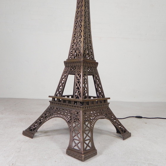 Image 1 of Grote, 110 Cm Hoge Bronzen Eiffeltoren Met Verlichting, Jaren 70