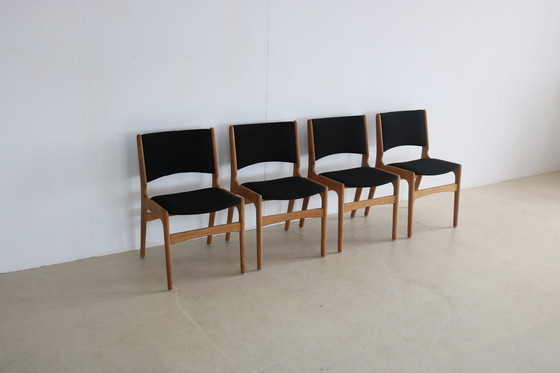 Image 1 of 4x vintage Deense eetkamerstoelen 