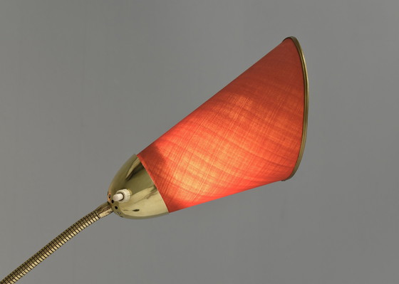 Image 1 of Italiaanse vloerlamp met drie lampenkappen in messing, Italië - circa 1950