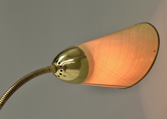 Image 1 of Italiaanse vloerlamp met drie lampenkappen in messing, Italië - circa 1950