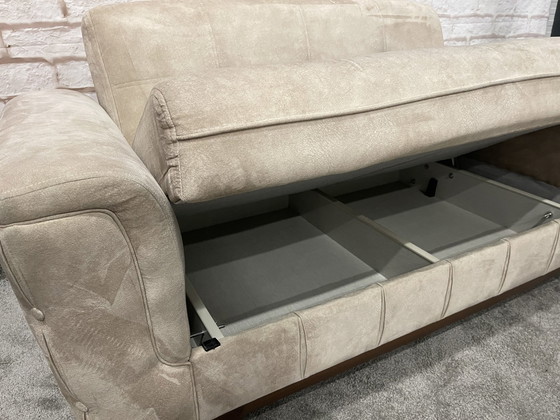 Image 1 of Taupe Sofa 2,5 + 3 zits met slaapfunctie