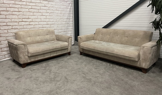 Image 1 of Taupe Sofa 2,5 + 3 zits met slaapfunctie