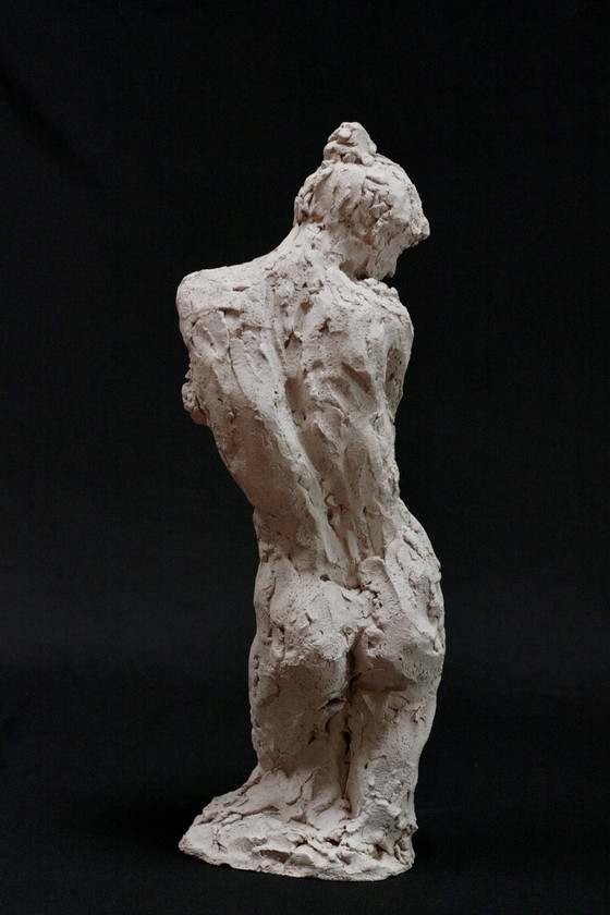 Image 1 of Yolane Ide (1931) - Terracotta sculptuur van een naakte vrouw, jaren 1960