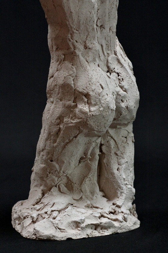 Image 1 of Yolane Ide (1931) - Terracotta sculptuur van een naakte vrouw, jaren 1960