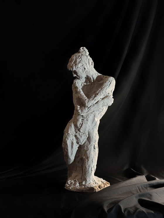 Image 1 of Yolane Ide (1931) - Terracotta sculptuur van een naakte vrouw, jaren 1960