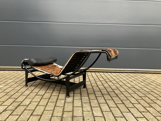 Image 1 of Originele Low Numbered Cassina Le Corbusier Lc4 Pony Skin