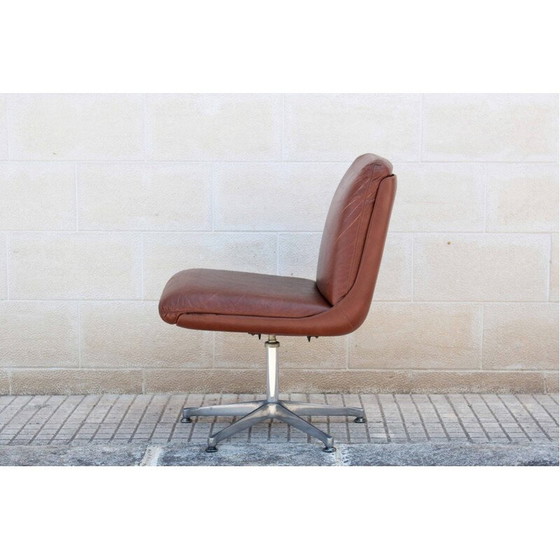 Image 1 of Vintage bruin leren fauteuil 1960