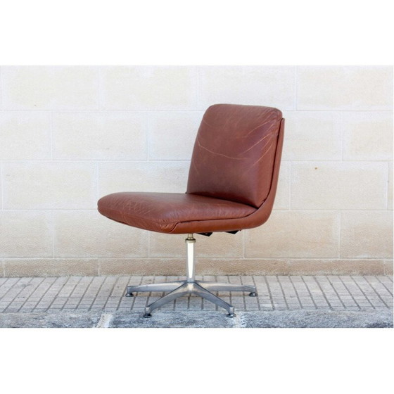 Image 1 of Vintage bruin leren fauteuil 1960