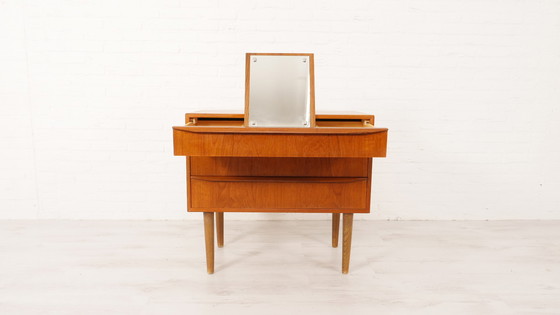 Image 1 of Vintage Deense ladekast | kaptafel | met spiegel | 3 lades | Teak