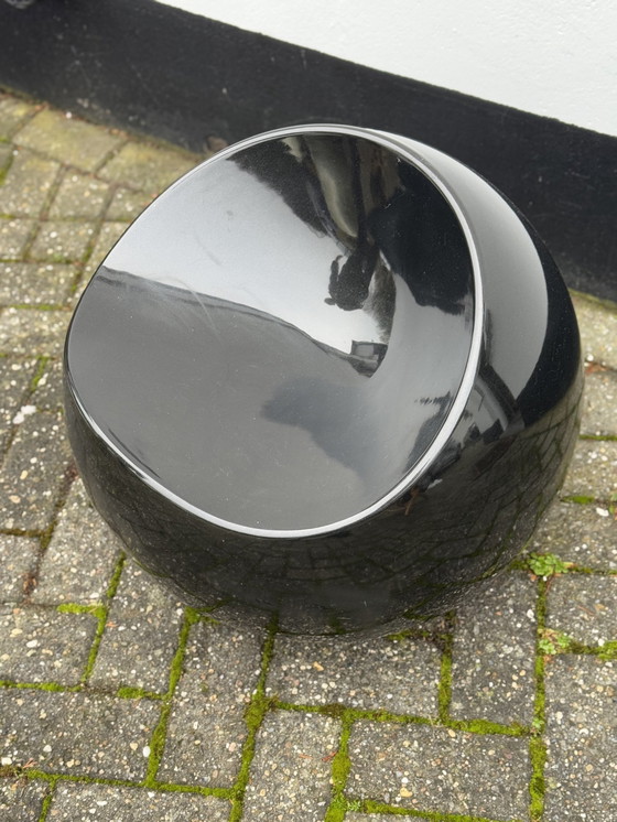 Image 1 of Trio van stoelen met ballen uit het ruimtetijdperk