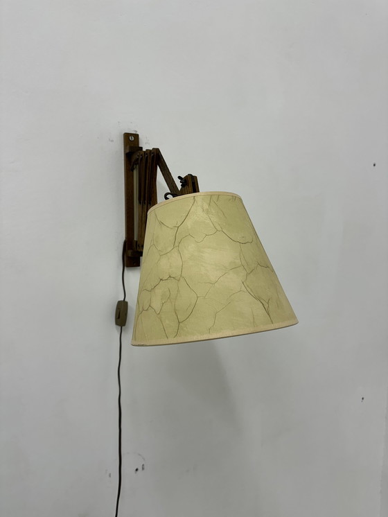 Image 1 of Jaren 60 Scandinavische wandlamp schaar teak hout 