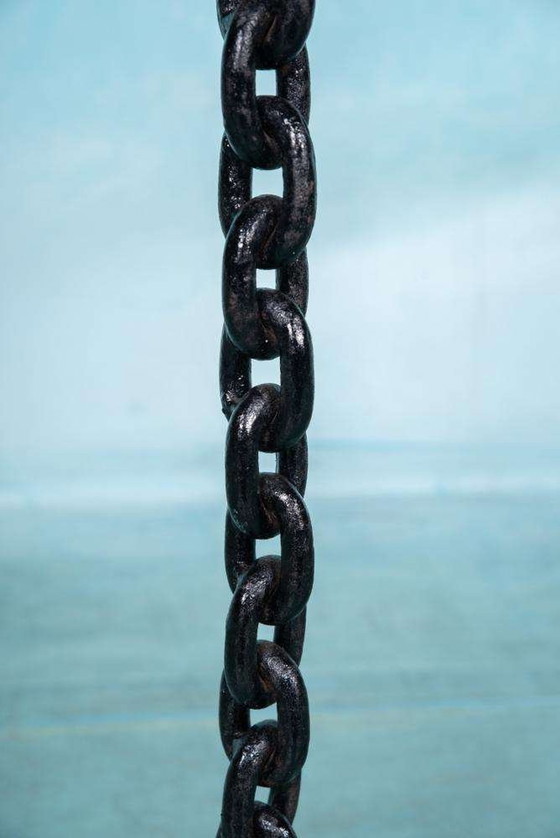 Image 1 of Brutalist kandelaar metaal, minimalist iron candle holder