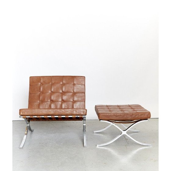 Image 1 of Vintage Mr90 Barcelona fauteuil en voetenbank door Ludwig Mies van der Rohe voor Knoll International