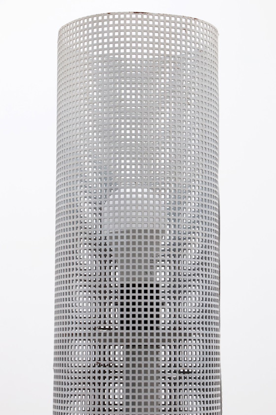 Image 1 of Vintage Italiaanse wit metalen vloerlamp 1960