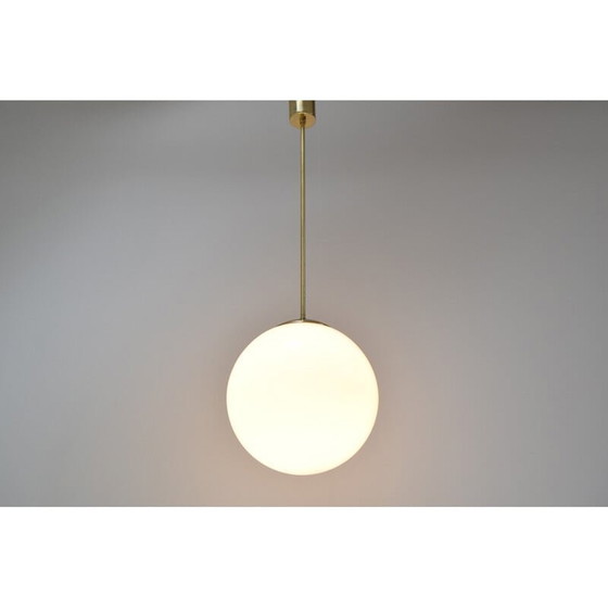 Image 1 of Mid-century glas en messing hanglamp van Kamenicky Senov, Tsjecho-Slowakije 1960s