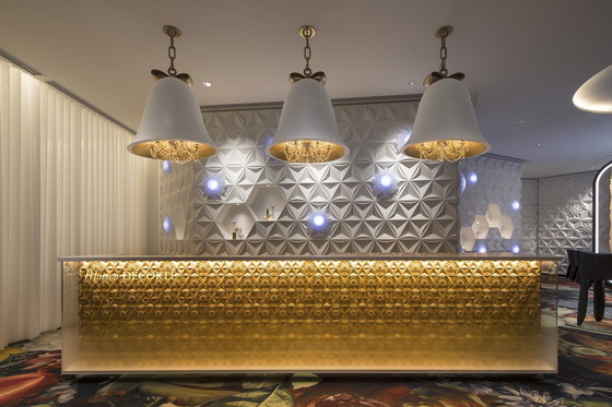 Image 1 of 11x Marcel Wanders Cosme Decorte/Kosé Grg Panelen