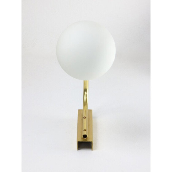 Image 1 of Mid century Italiaanse gouden en opaline wandlamp