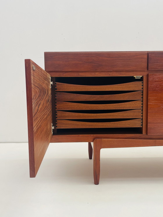 Image 1 of Teak Credenza Lb Kofod-Larsen Voor Faarup Mobelfabrik, Fa 66. 1960 . Denemarken