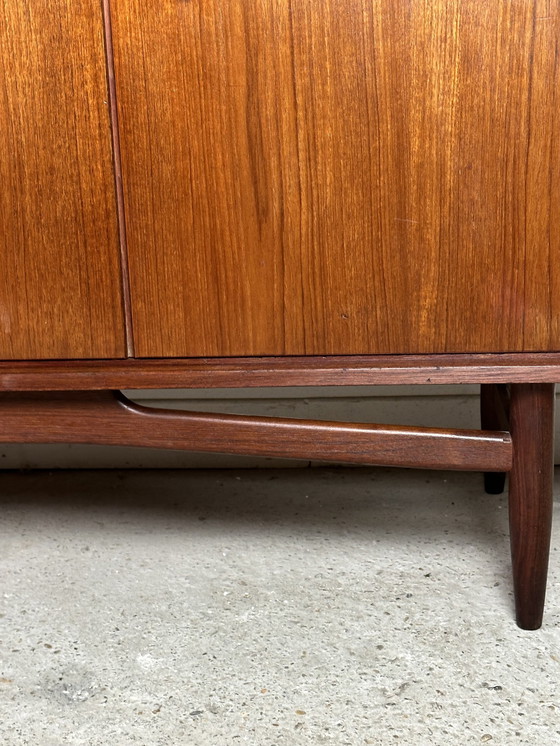 Image 1 of Scandinavisch Zwitsers teak dressoir 1960