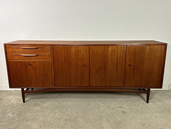 Image 1 of Scandinavisch Zwitsers teak dressoir 1960