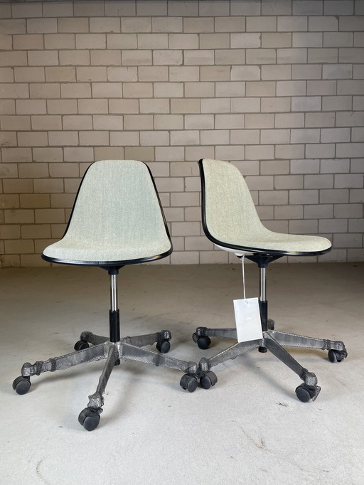 2X Vitra Eames Pscc Bureaustoel