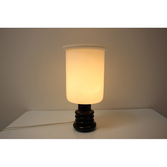 Image 1 of Vintage geëmailleerd porseleinen tafellampje met melkglas, Tsjechoslowakije 1960