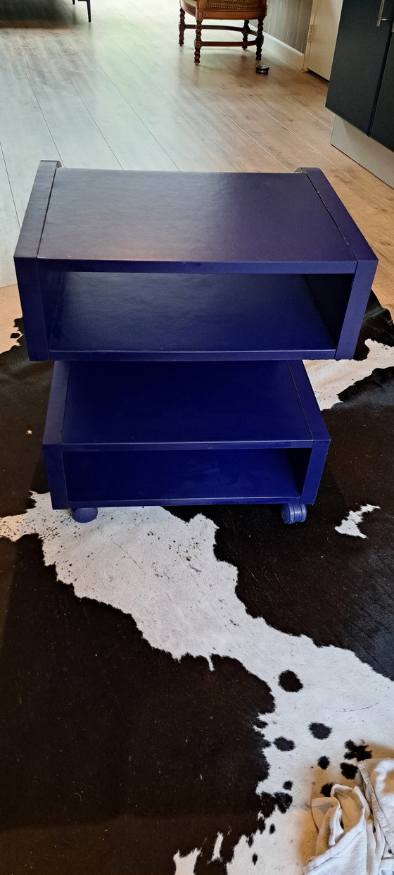 Image 1 of Ikea Ilen nachtkastje/tv kastje 1999 blauw