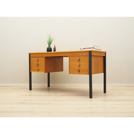 Image 1 of Vintage essenhouten bureau van Domino Møbler, 1970