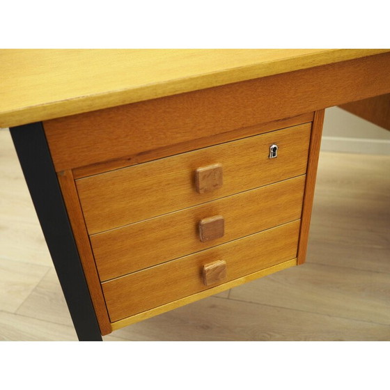 Image 1 of Vintage essenhouten bureau van Domino Møbler, 1970